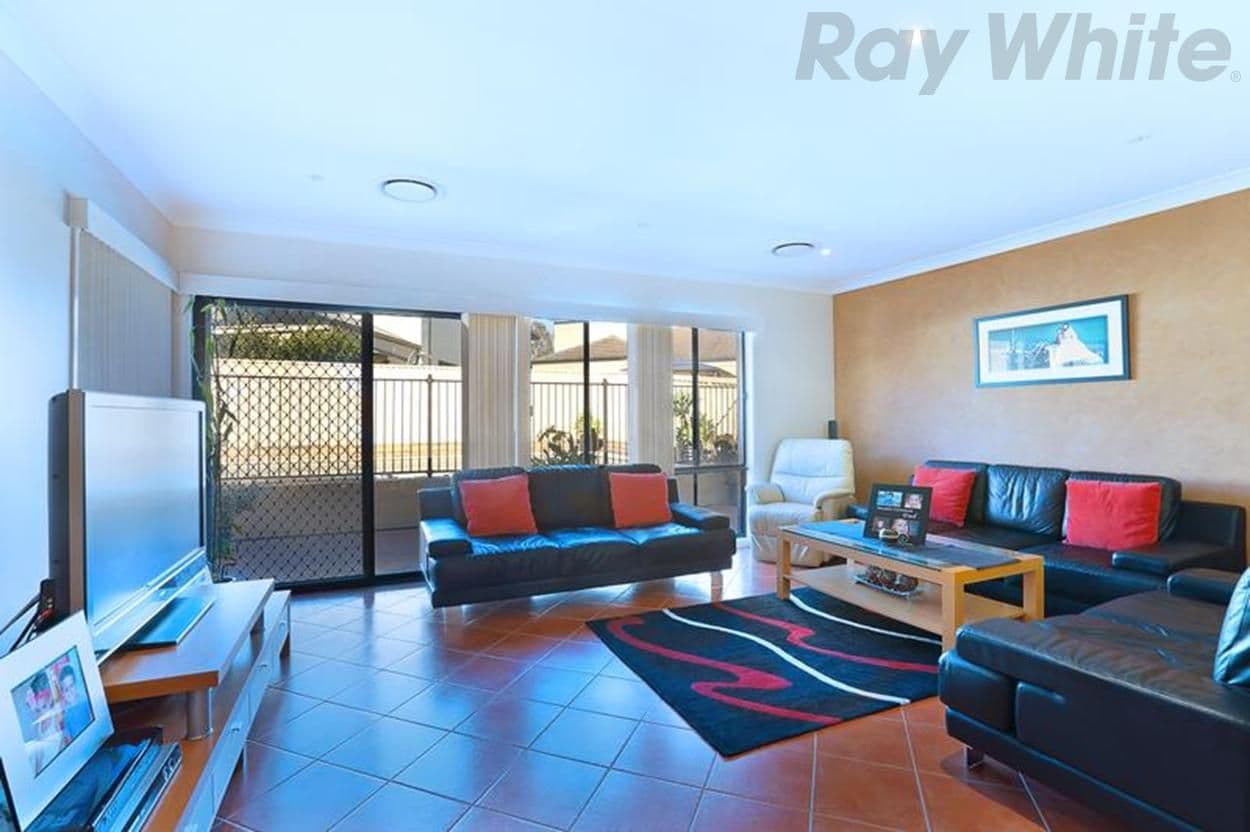 65 Lycett Avenue, West Hoxton NSW 2171, West Hoxton - Thumbnail 4