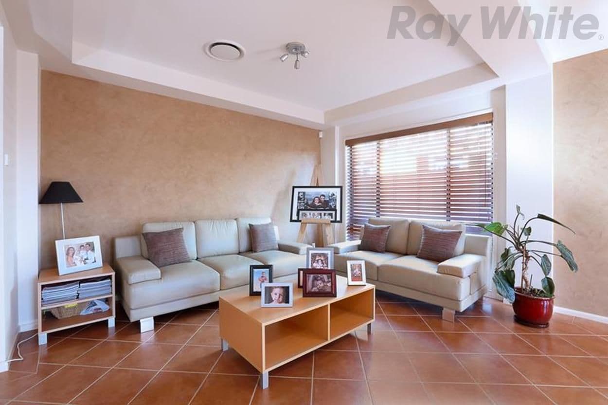 65 Lycett Avenue, West Hoxton NSW 2171, West Hoxton - Thumbnail 5