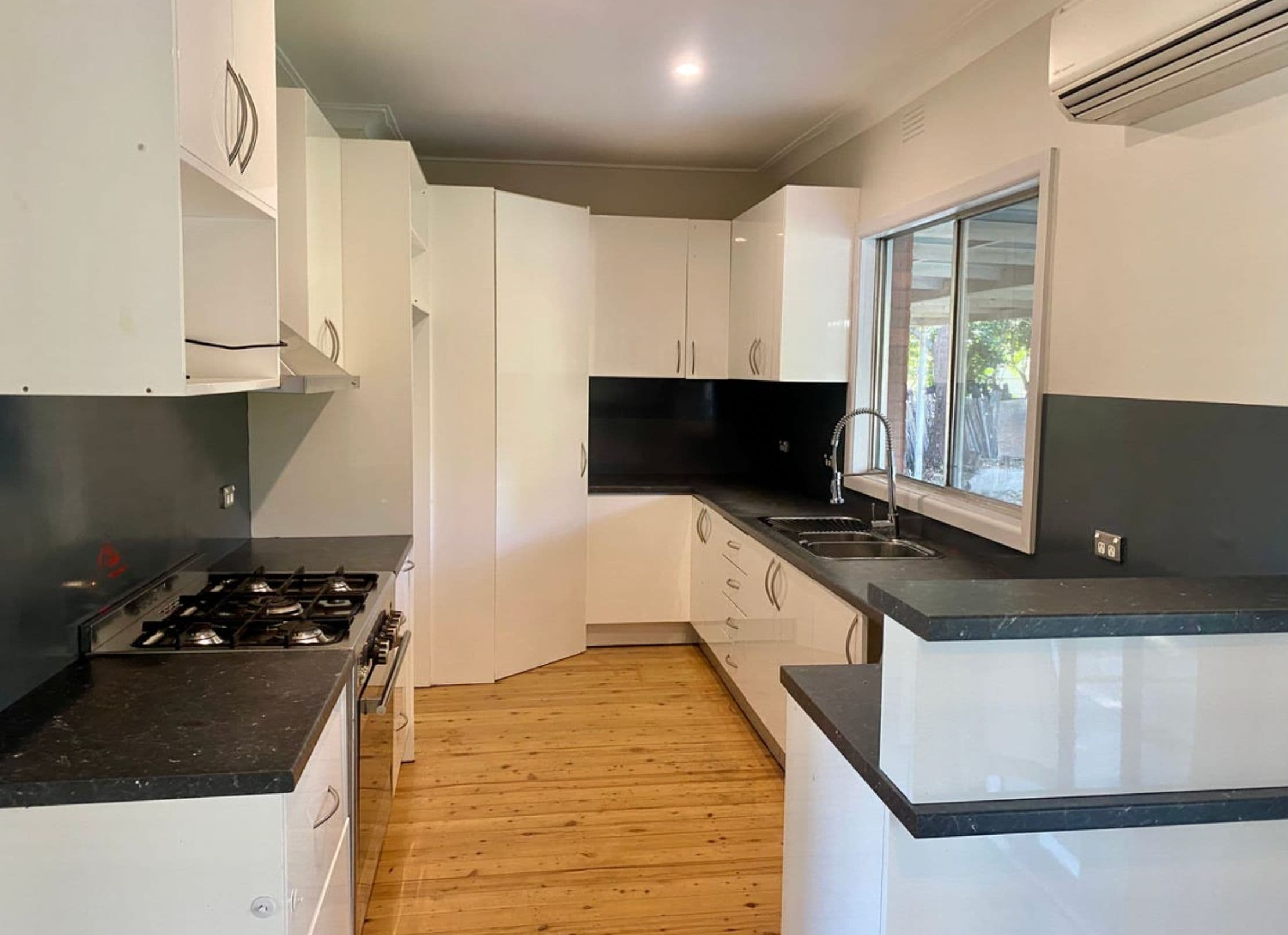 9 Tarawara Street, Bomaderry NSW 2541, Bomaderry - Thumbnail 3