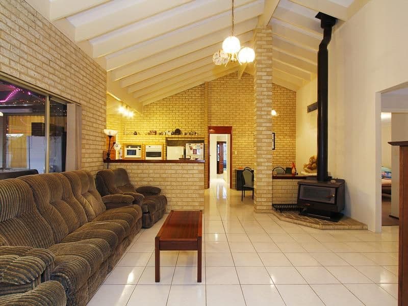 36 Challenger Drive, THORNLIE WA 6108, Thornlie - Thumbnail 4