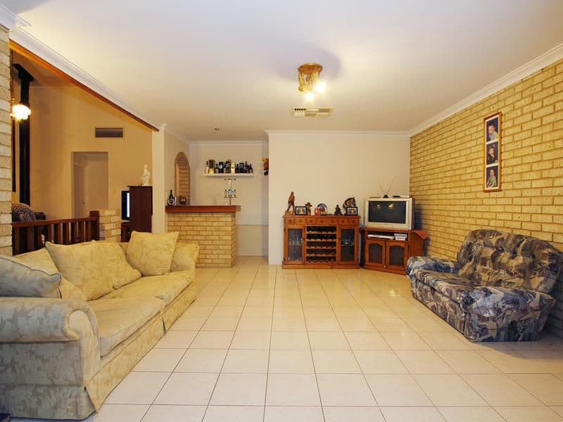 36 Challenger Drive, THORNLIE WA 6108, Thornlie - Thumbnail 5