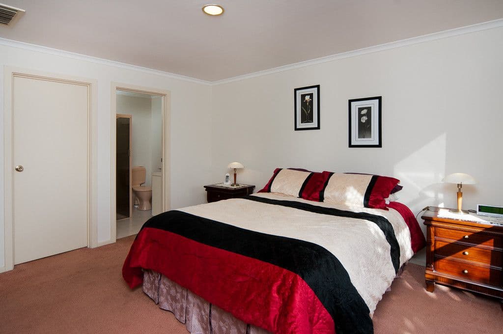 2 Buttercup Grove, MORPHETT VALE SA 5162, Morphett Vale - Thumbnail 3