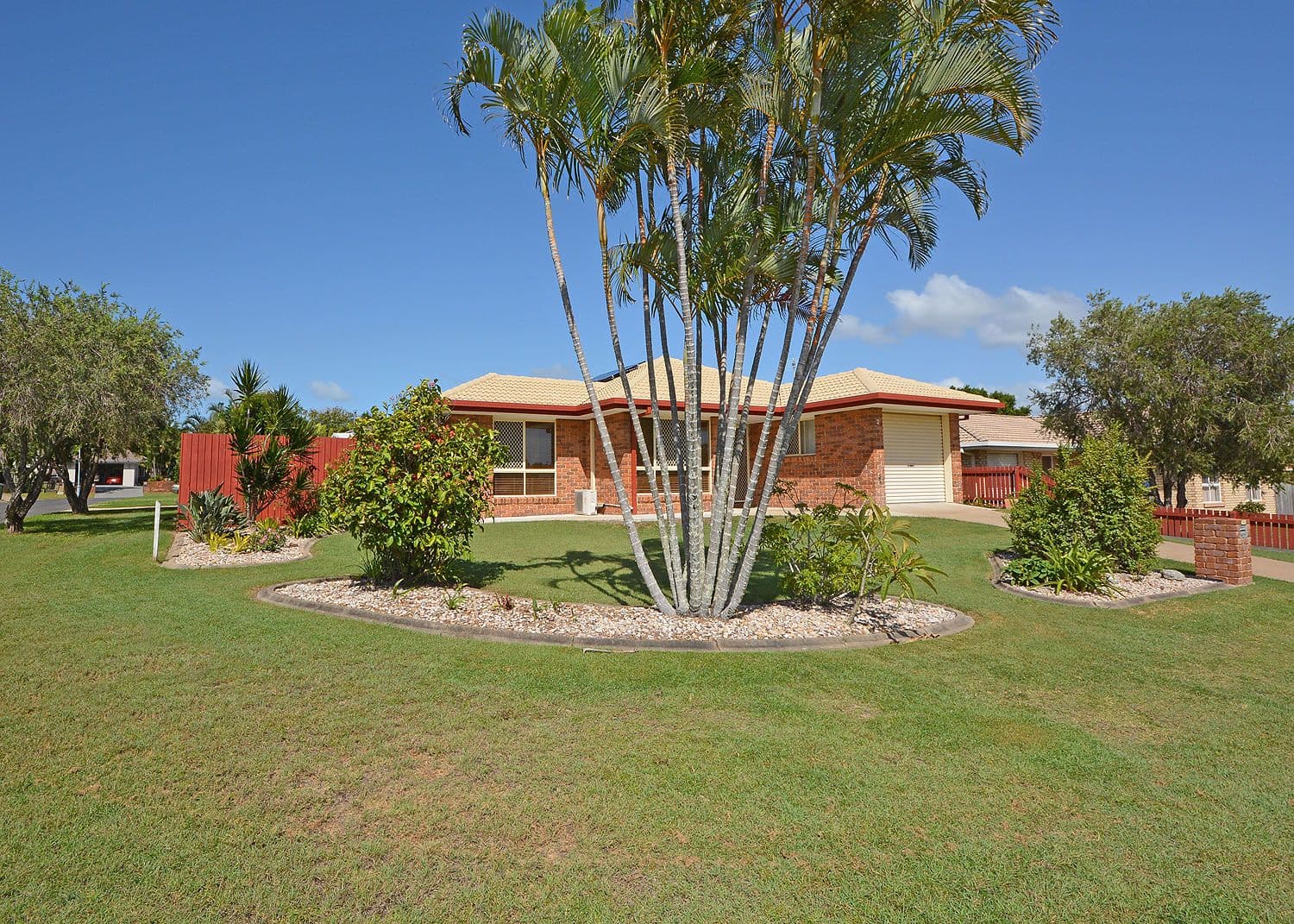 2 Trevnielsen Court, Torquay QLD 4655, Torquay - Thumbnail 3