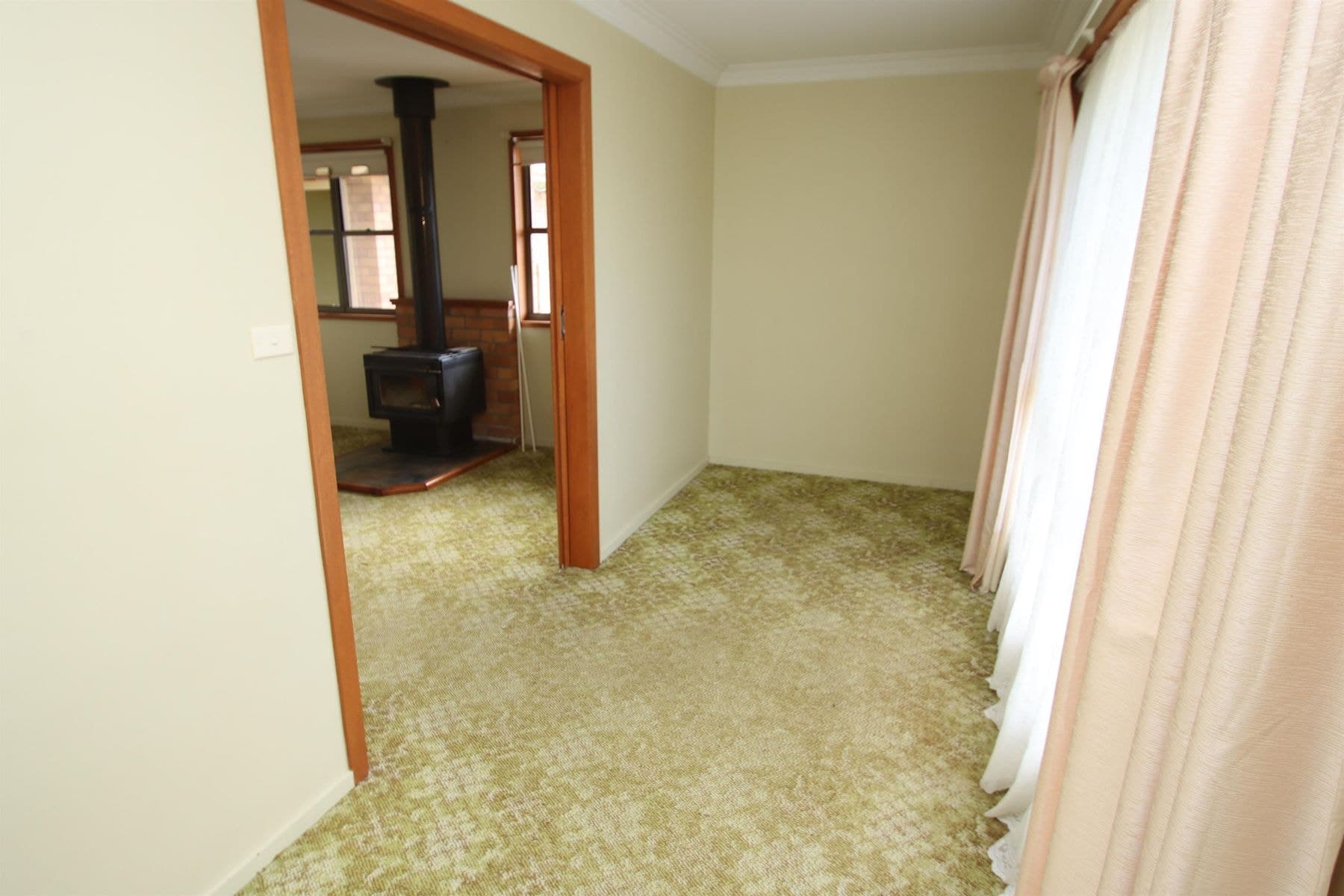 111 Miles Street, Tenterfield NSW 2372, Tenterfield - Thumbnail 6