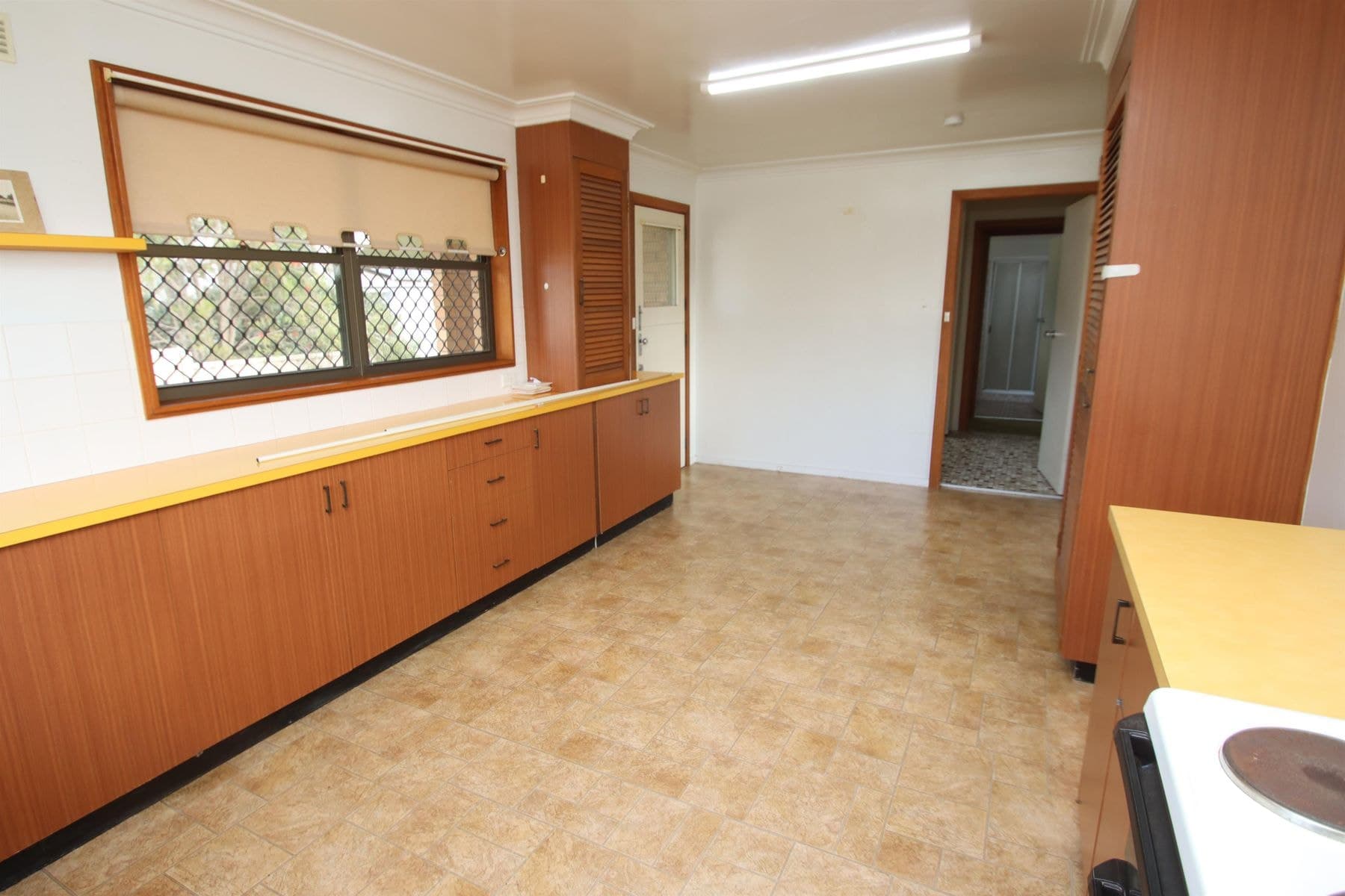 111 Miles Street, Tenterfield NSW 2372, Tenterfield - Thumbnail 8