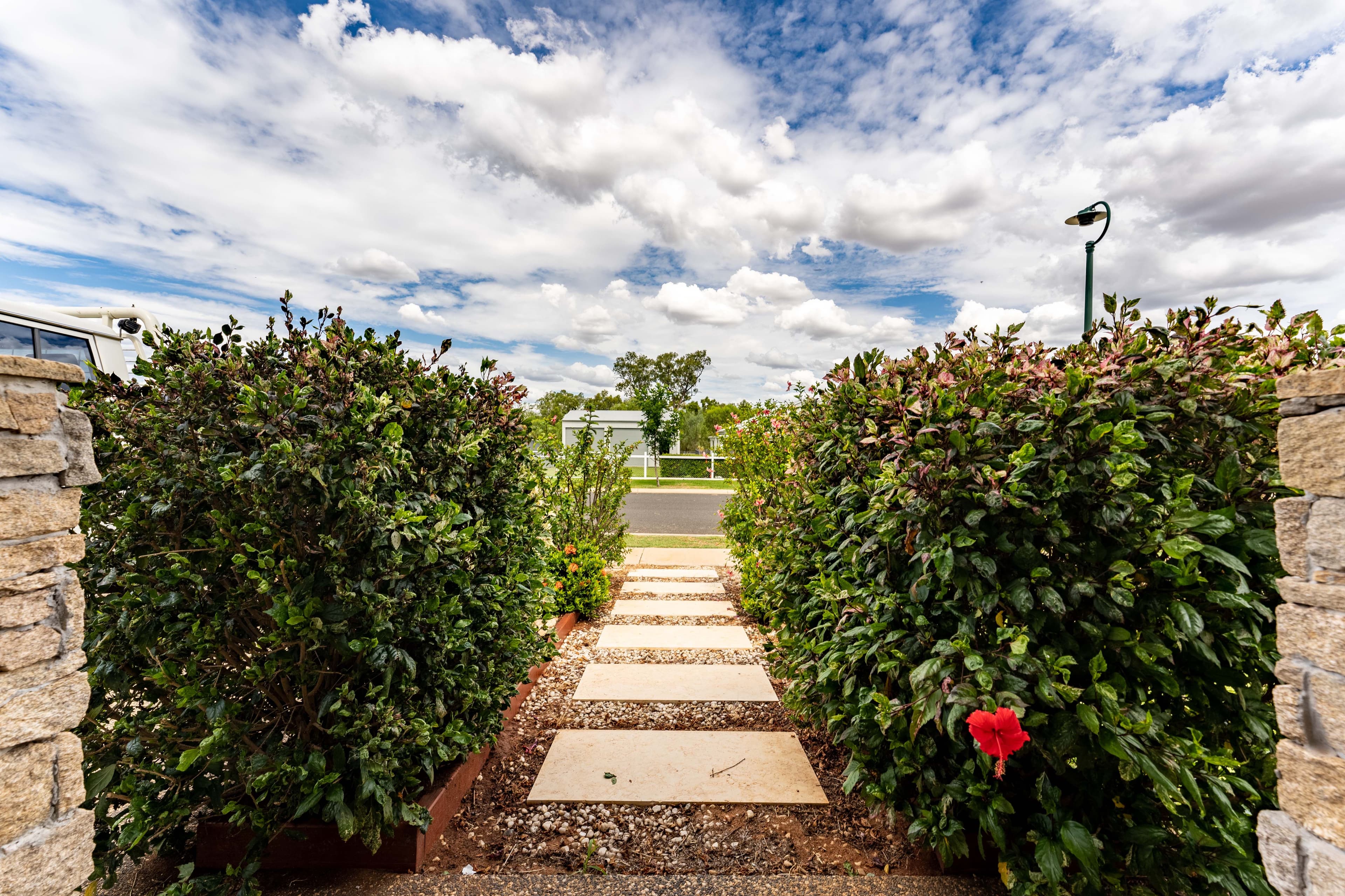 10 Longford Street, Emerald QLD 4720, Emerald - Thumbnail 2