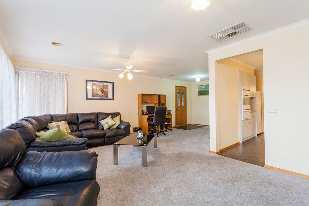 3 Moyston Grove, CORIO VIC 3214, Corio - Thumbnail 3