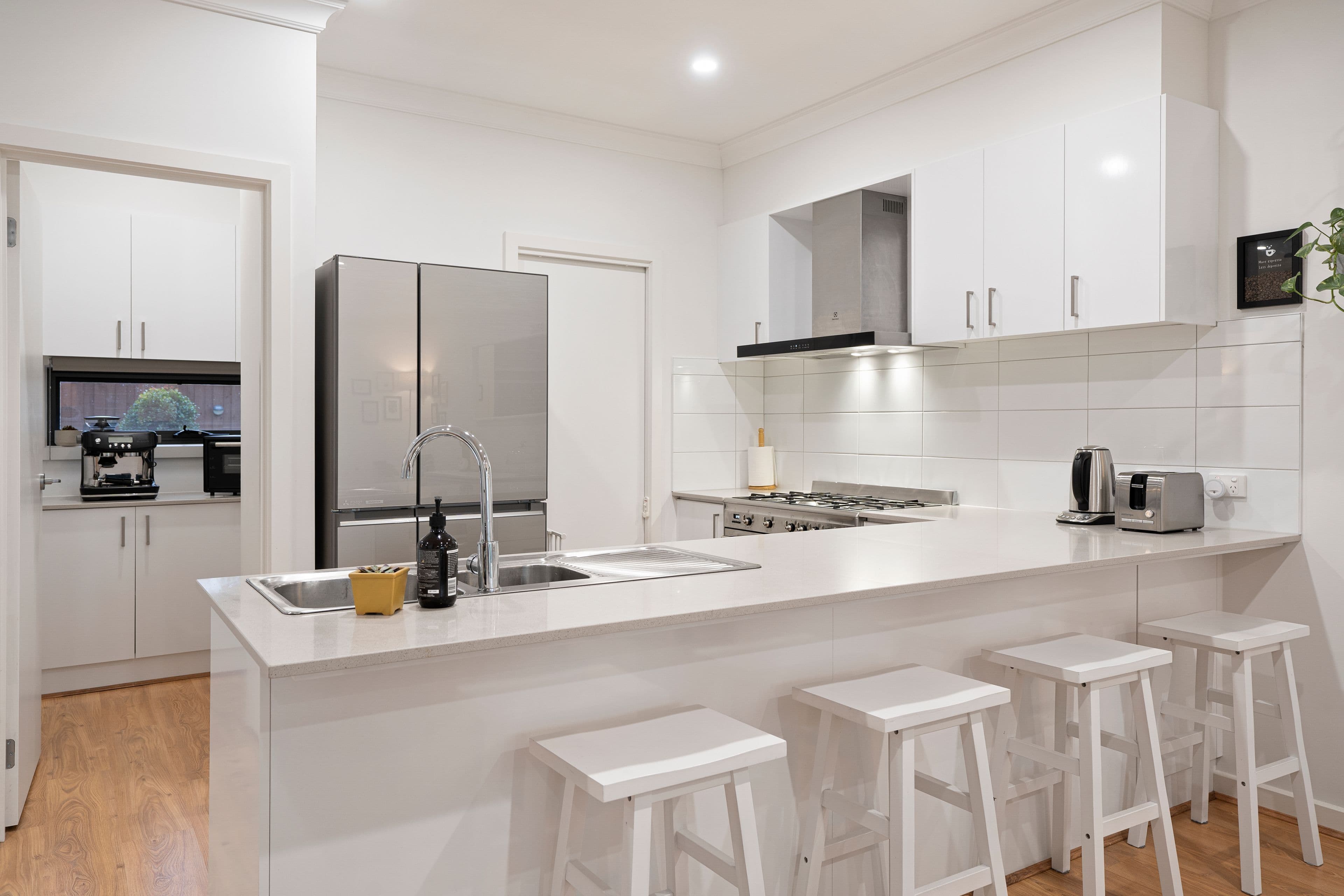 15 Duncan Avenue, Boronia VIC 3155, Boronia - Thumbnail 2
