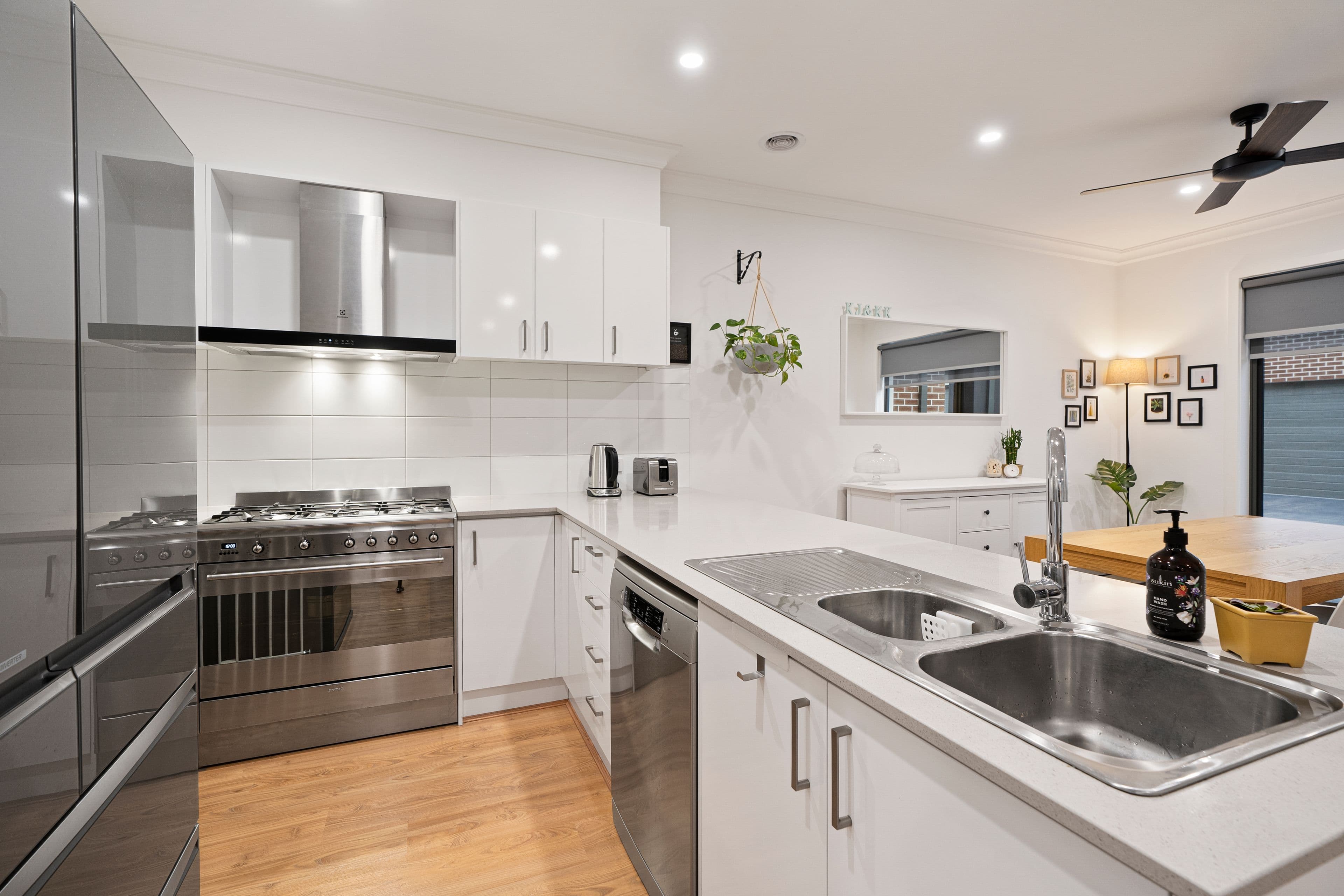 15 Duncan Avenue, Boronia VIC 3155, Boronia - Thumbnail 3