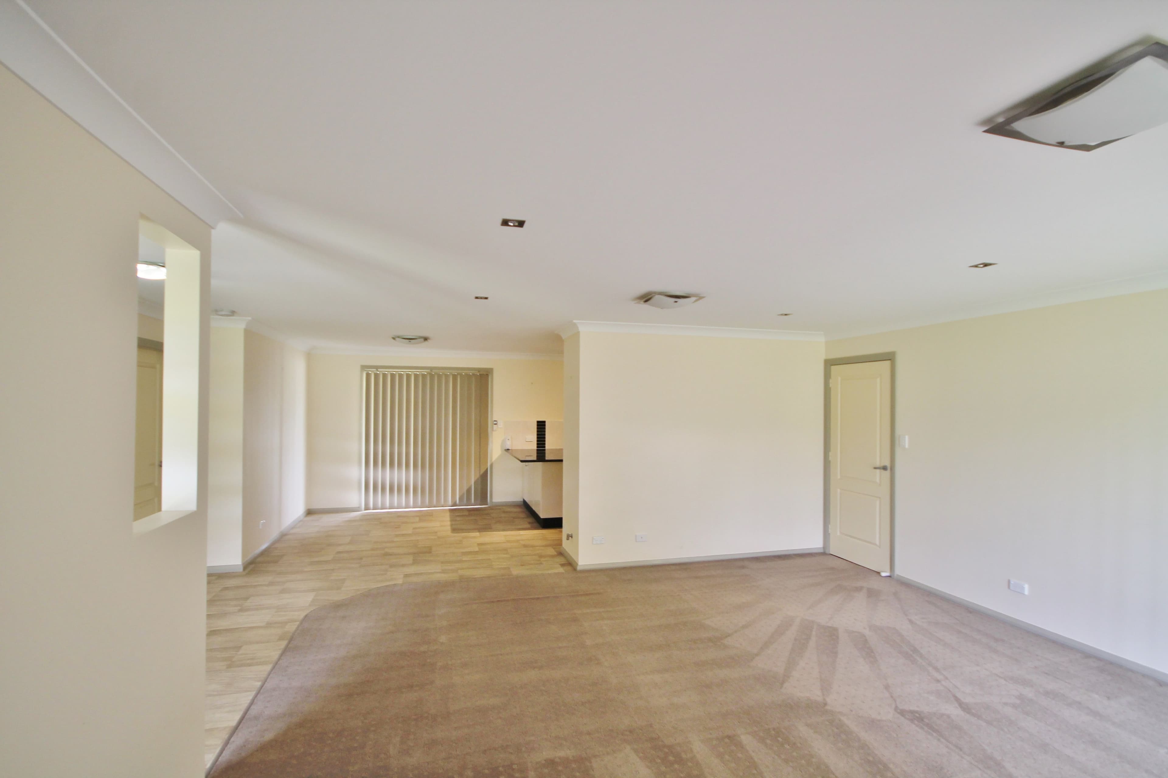 36 Jordan Place, Young - Thumbnail 5