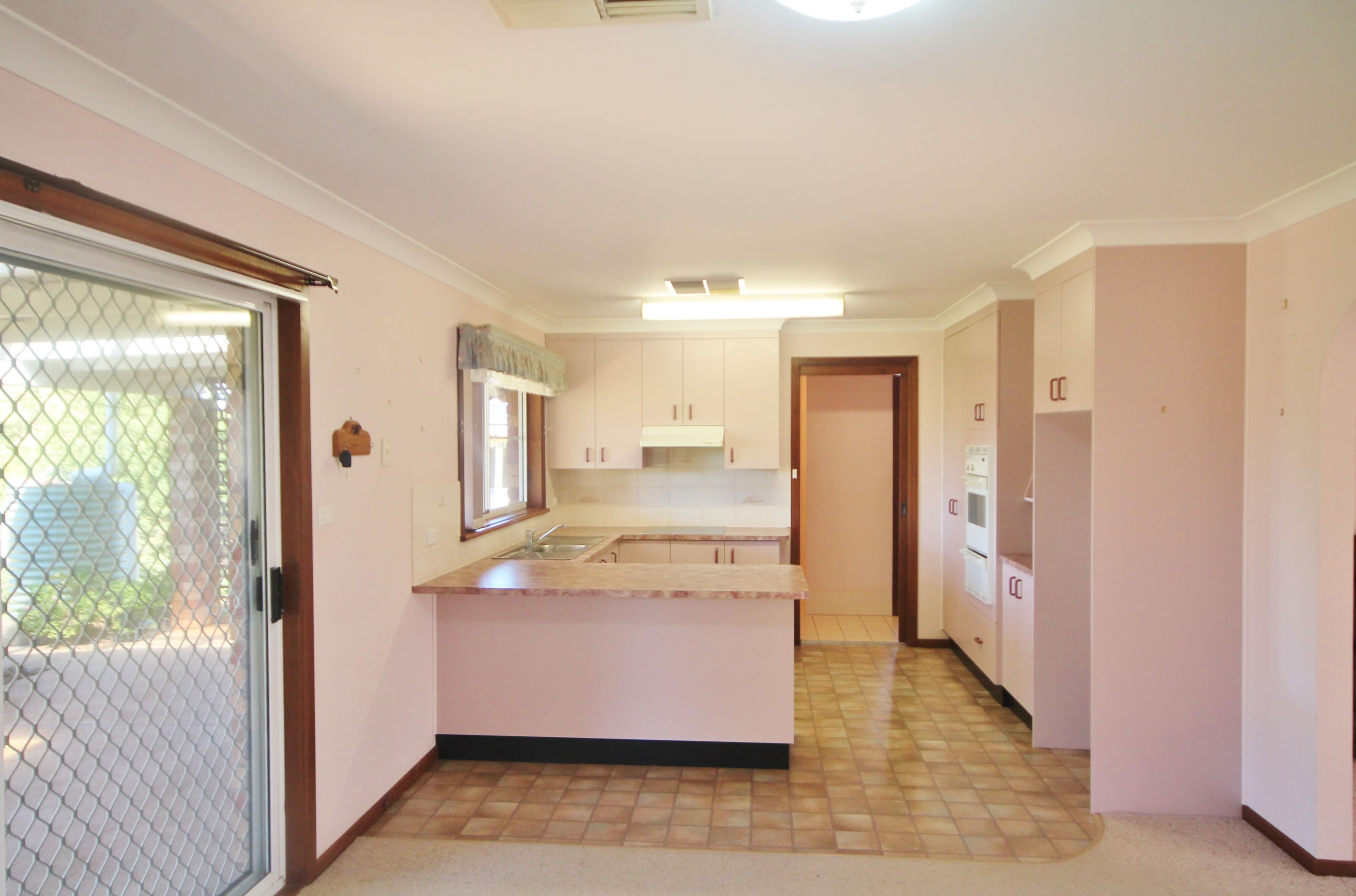 56 Back Creek Road, Young - Thumbnail 4