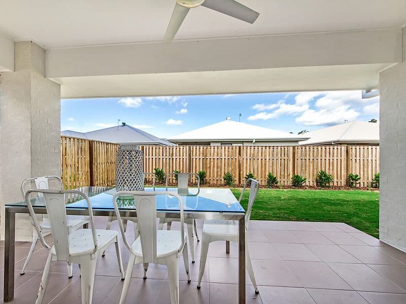 64 Hillstone Crescent, MAUDSLAND QLD 4210, Maudsland - Thumbnail 6