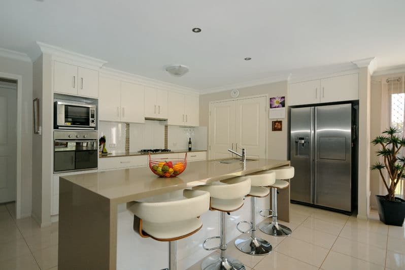 35 Nioka Drive, Highfields QLD 4352, Highfields - Thumbnail 3