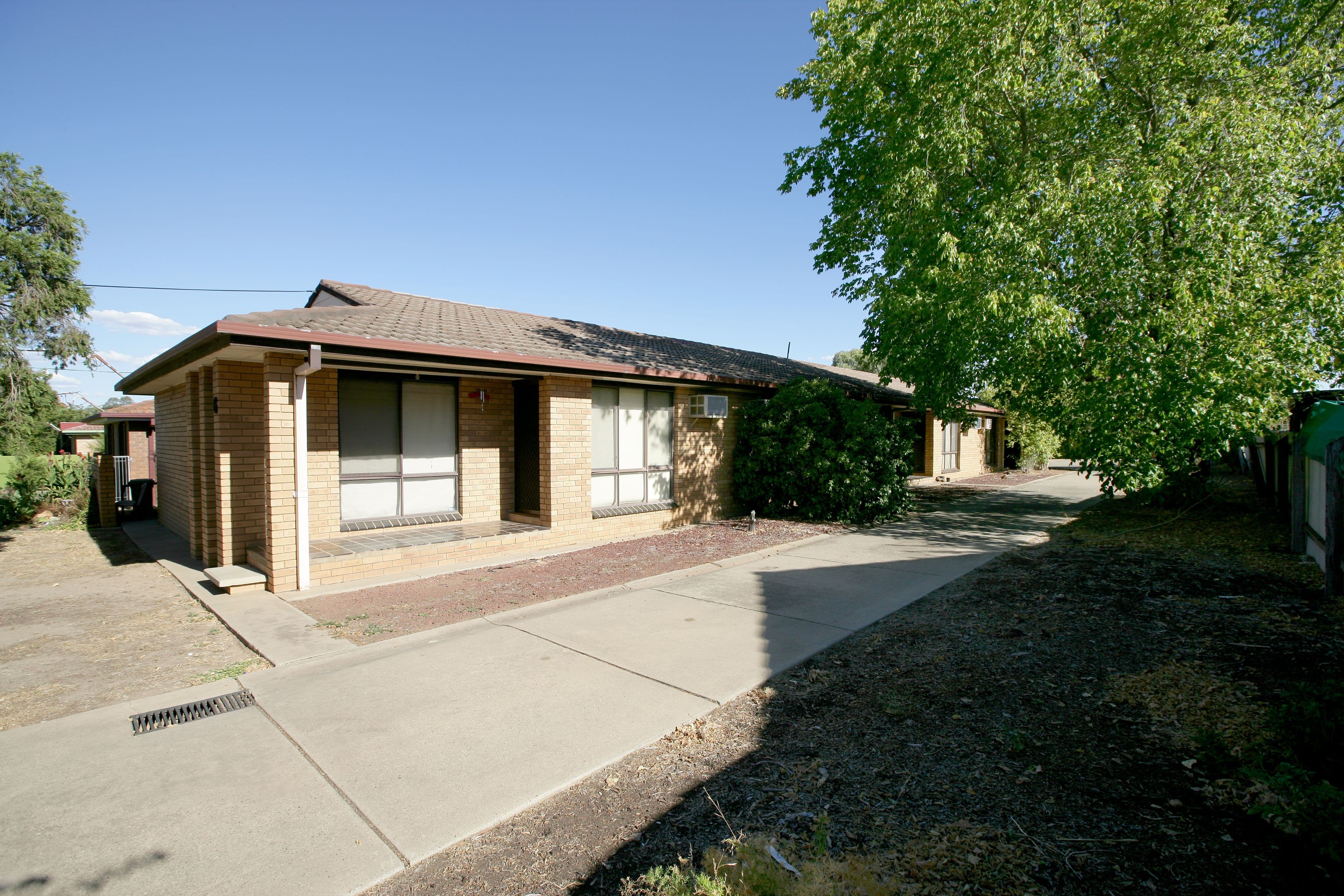 6 Kokoda Street, Ashmont - Image 1