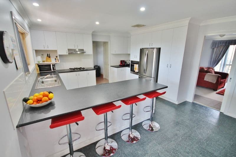 120 Edwards Street, Young NSW 2594, Young - Thumbnail 6