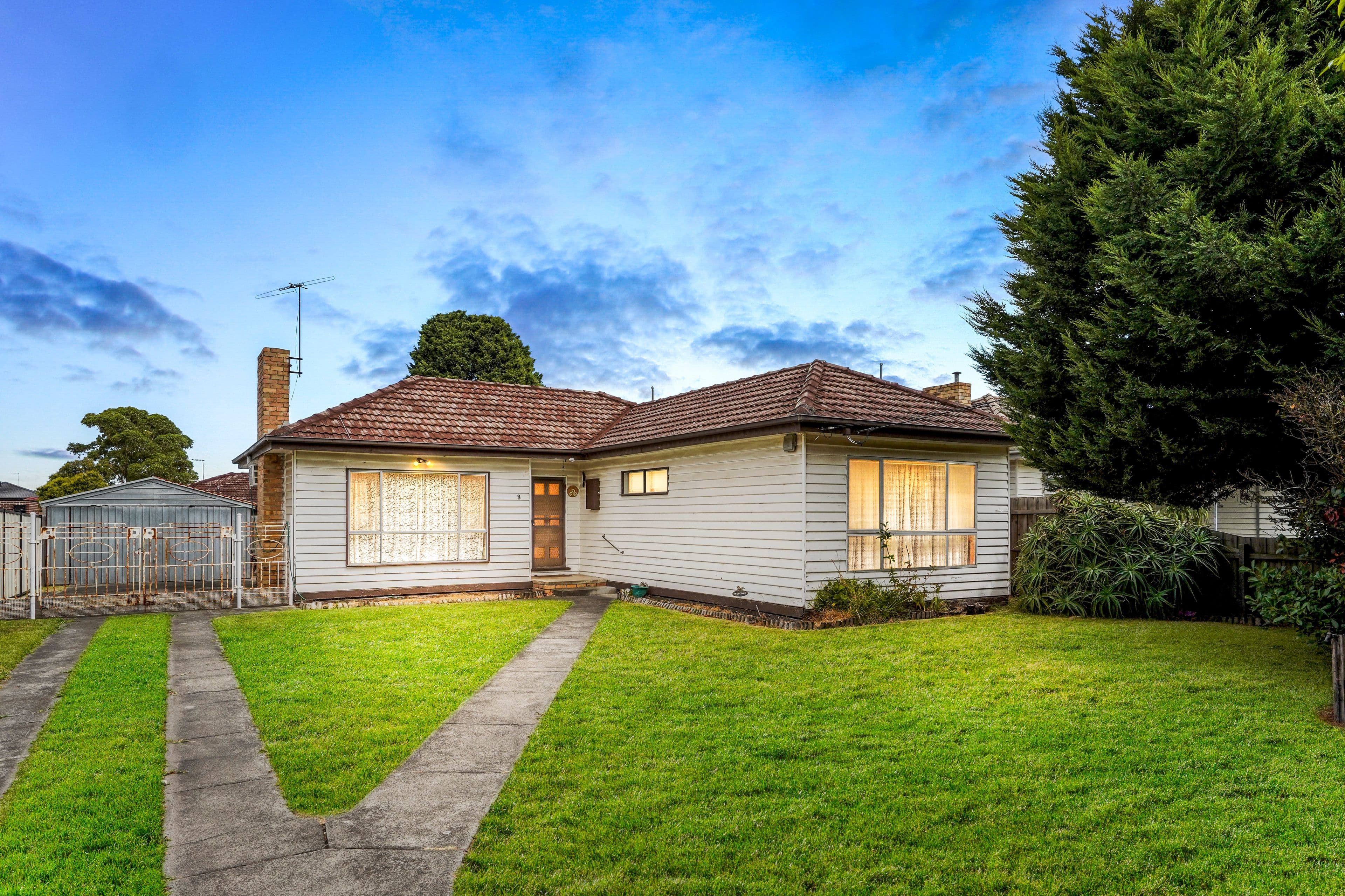 8 Wardale Road, Springvale South VIC 3172, Springvale South - Image 1
