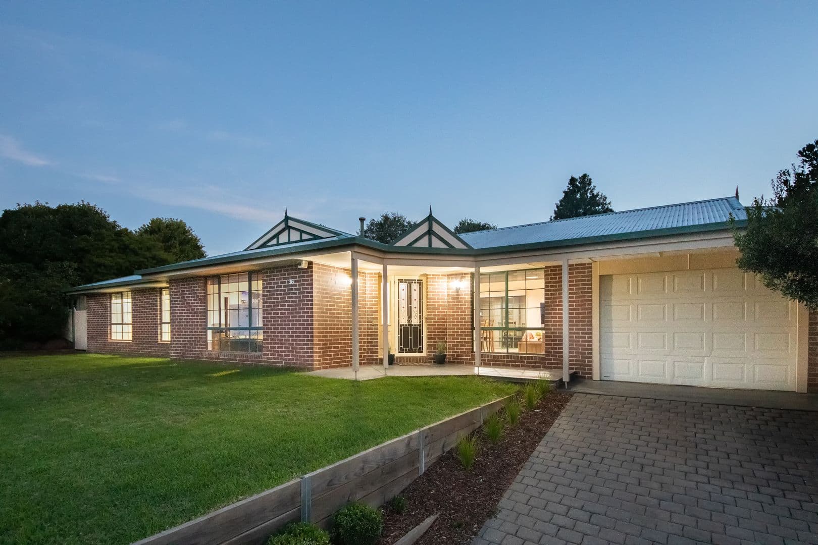 36 Peacock Avenue, West Wodonga VIC 3690, West Wodonga - Image 1