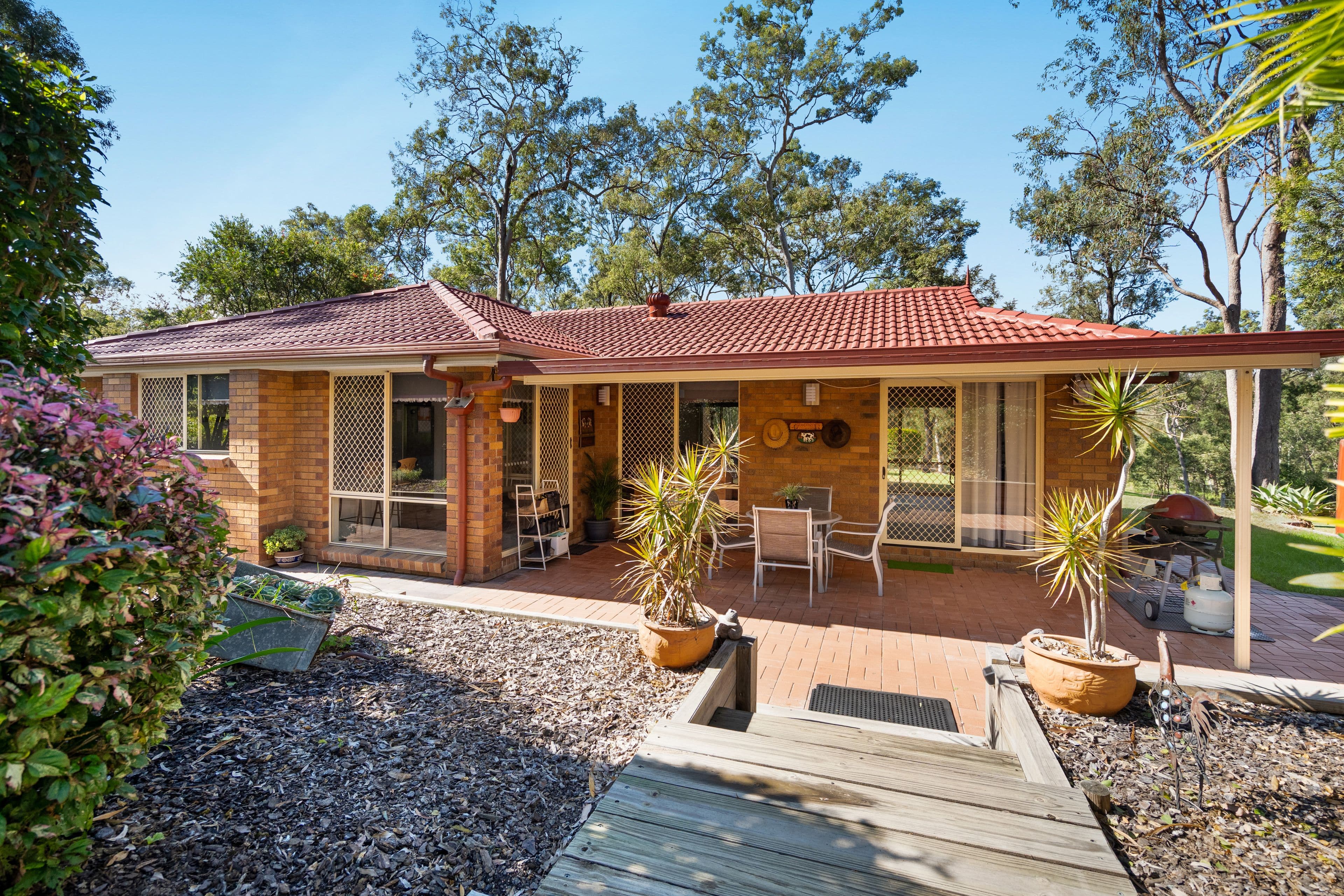 75 Hansen Street, Urangan, Urangan - Image 1