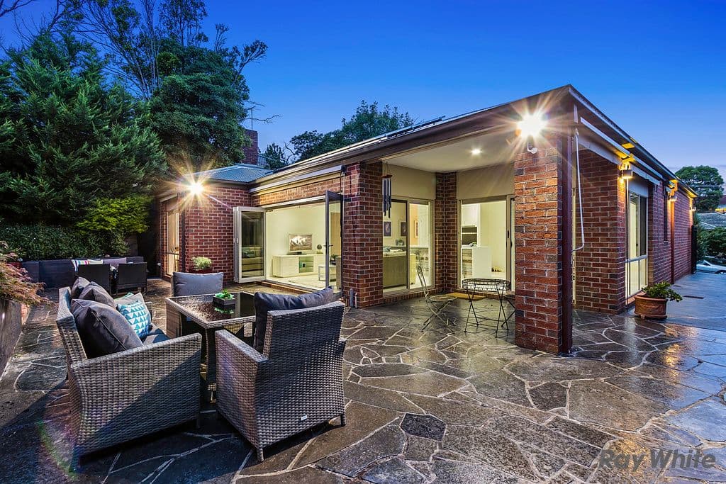 3/1587 Malvern Road, Glen Iris - Thumbnail 2