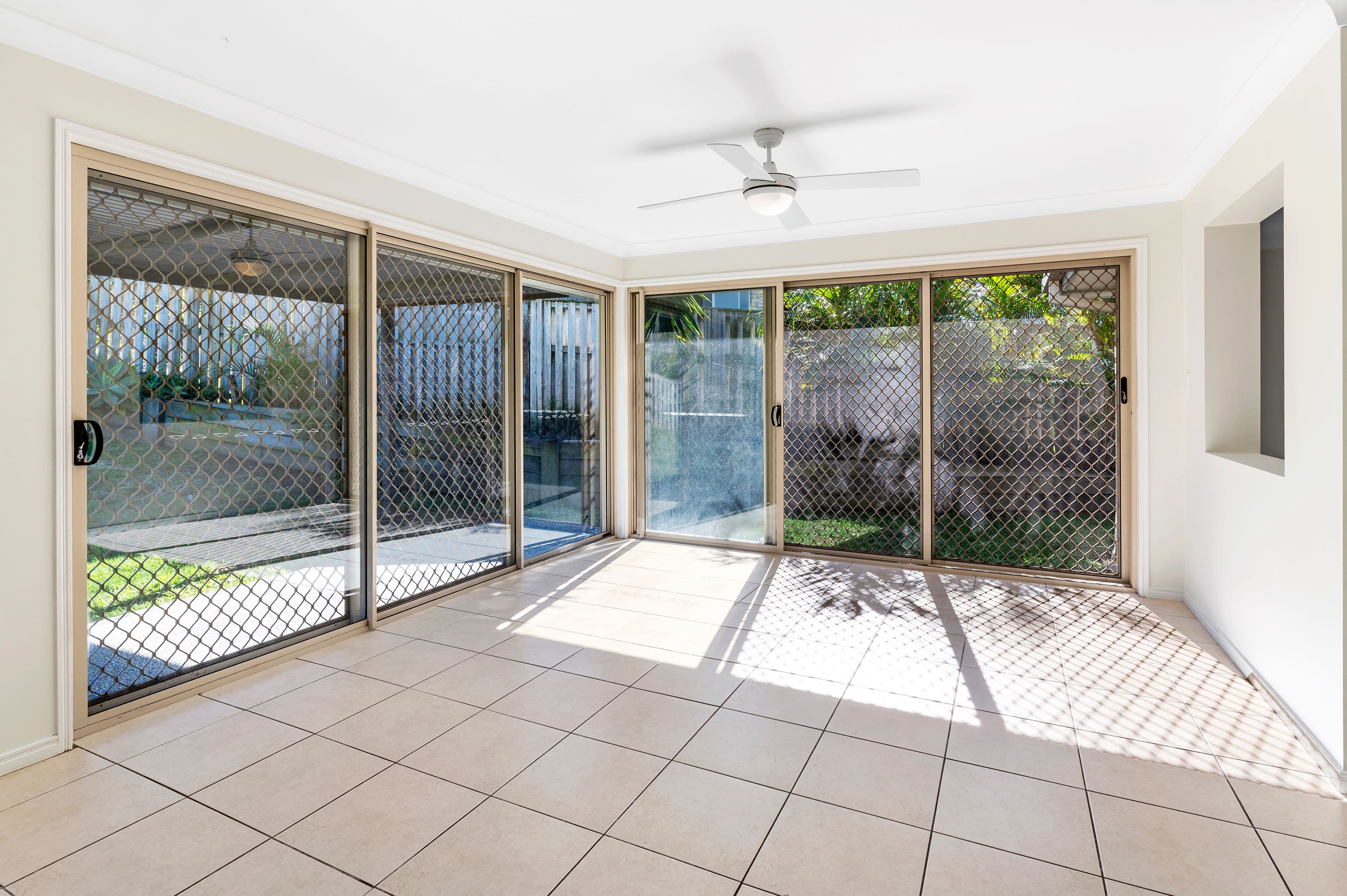 8 Coomera Heights Drive, Pimpama, Upper Coomera QLD 4209, Upper Coomera - Thumbnail 4