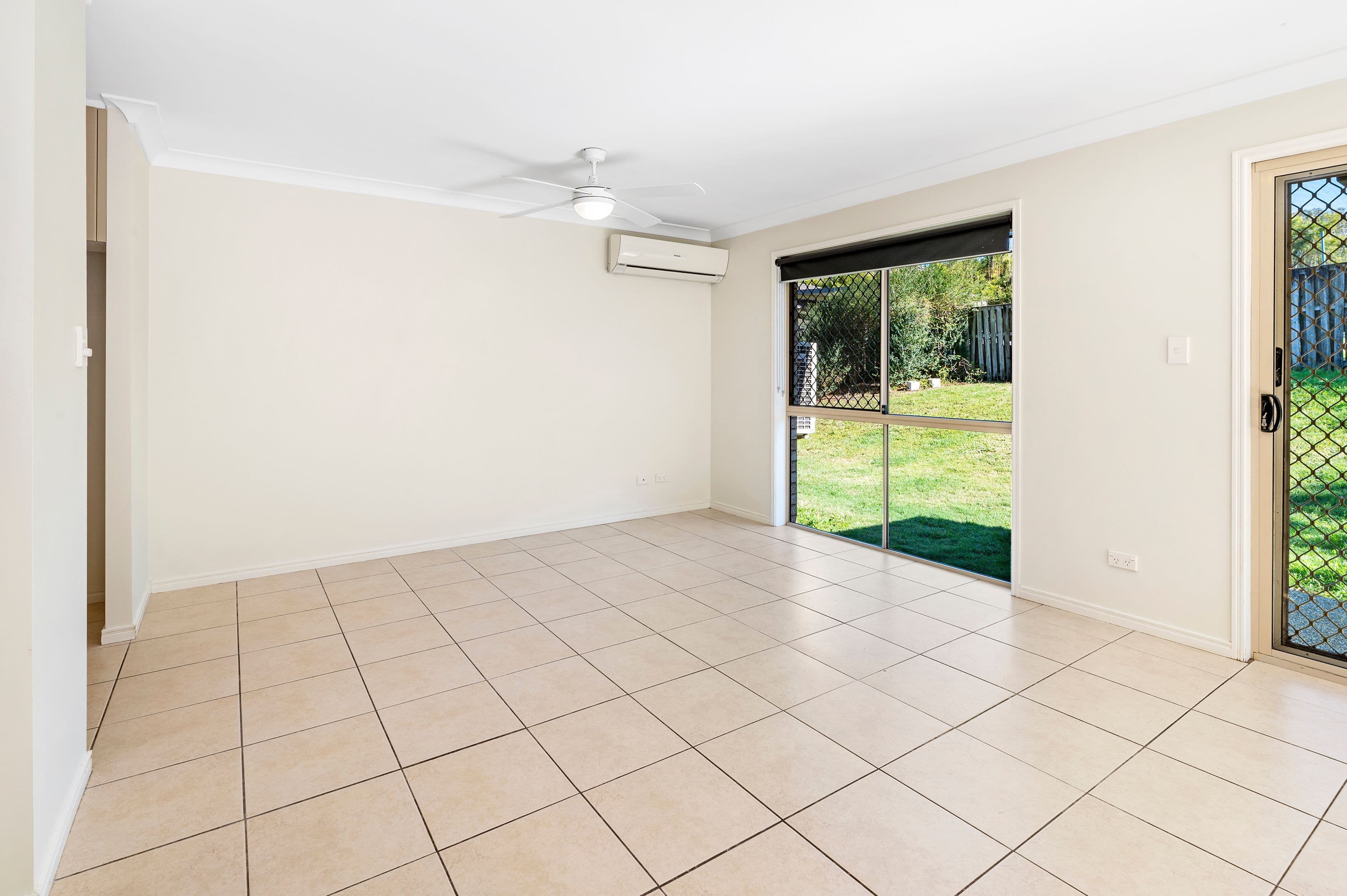 8 Coomera Heights Drive, Pimpama, Upper Coomera QLD 4209, Upper Coomera - Thumbnail 5