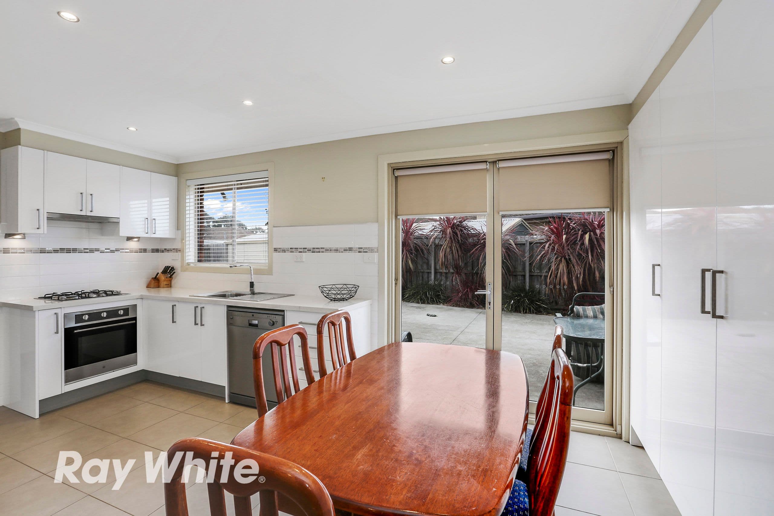 6 Vickers Court, Corio VIC 3214, Corio - Thumbnail 2