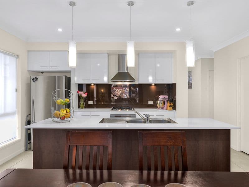 20 Cowen Terrace, North Lakes QLD 4509, North Lakes - Thumbnail 2