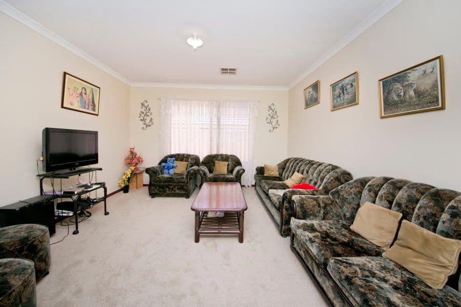 6 Grace Pass, BENNETT SPRINGS WA 6063, Bennett Springs - Thumbnail 4