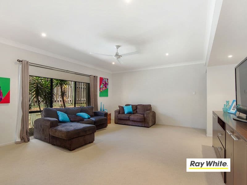 9 Helidon Grove, ORMEAU QLD 4208, Ormeau - Thumbnail 4