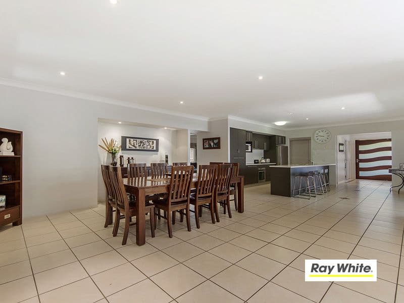 9 Helidon Grove, ORMEAU QLD 4208, Ormeau - Thumbnail 5