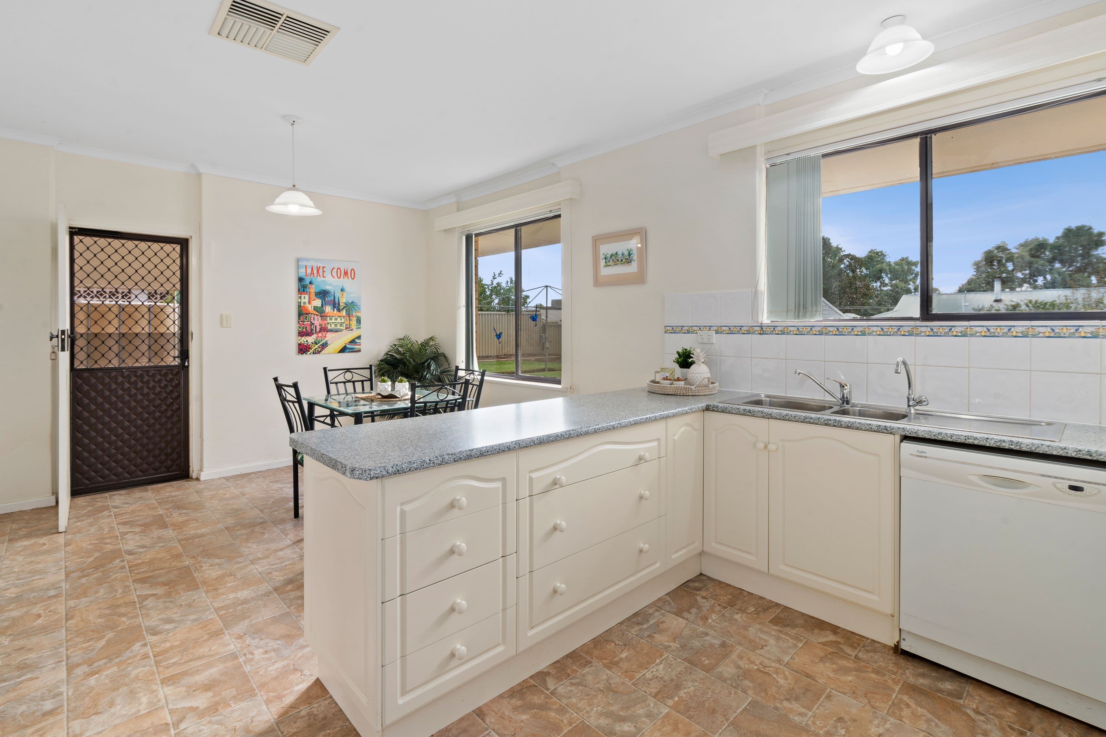 50 Lawrie Terrace, Waikerie SA 5330, Waikerie - Thumbnail 5