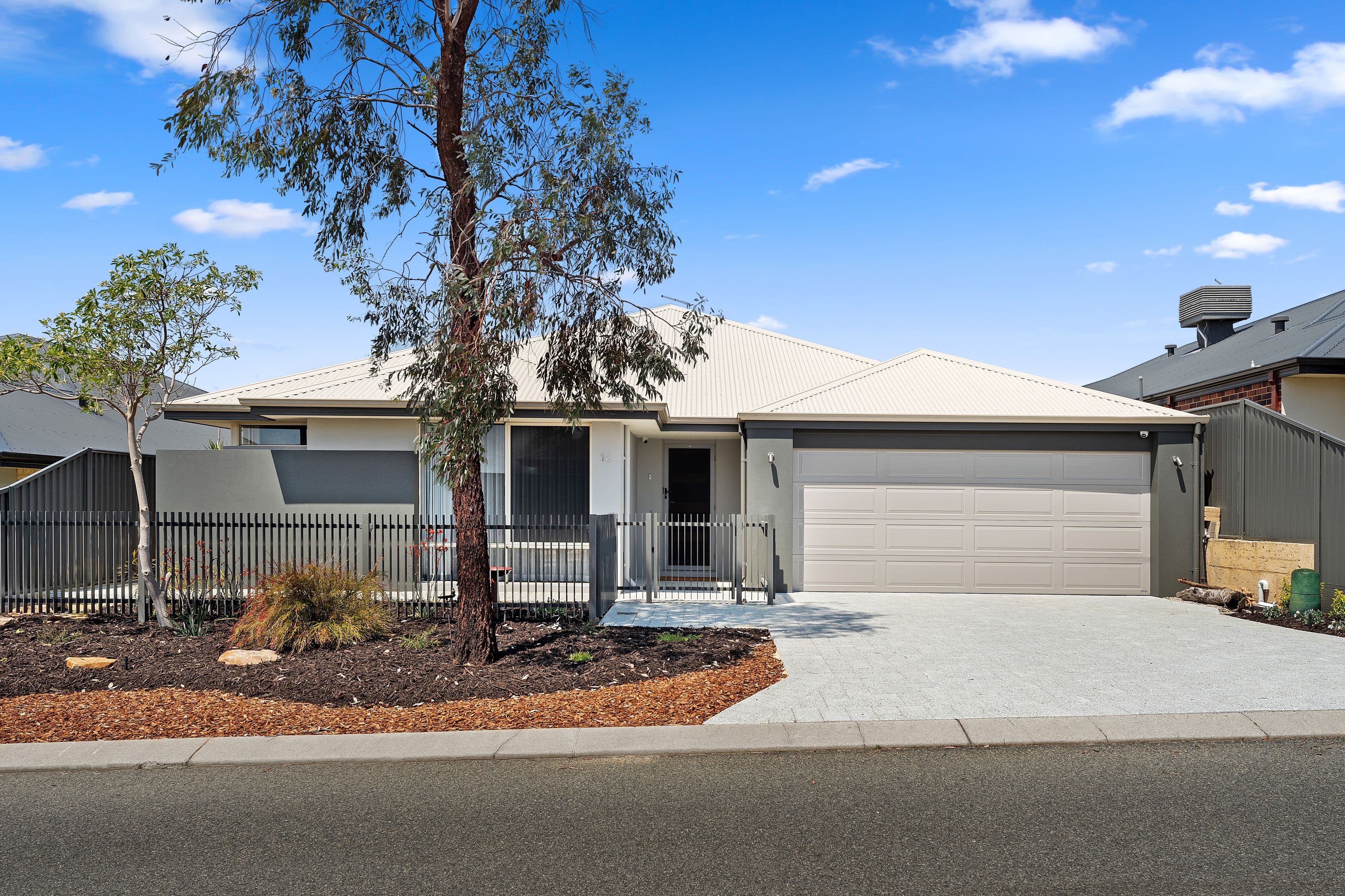 12 Larkfield Ridge, Baldivis WA 6171, Baldivis - Thumbnail 2