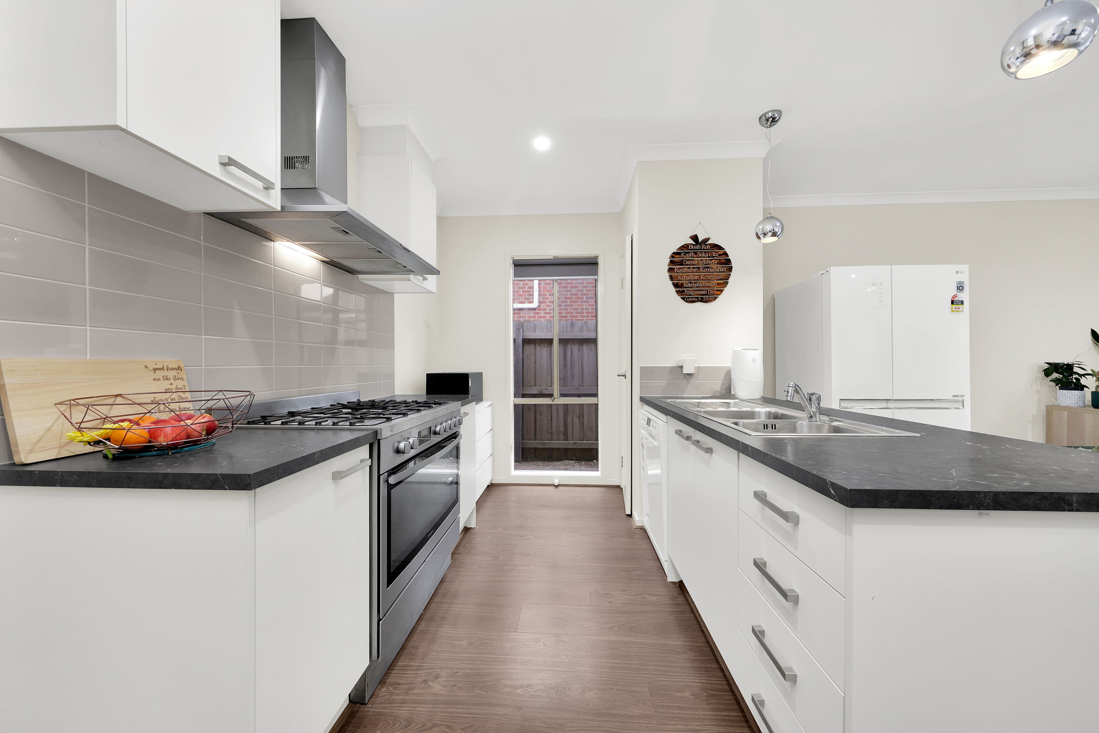 66 Sissinghurst Parade, Mernda VIC 3754, Mernda - Thumbnail 4