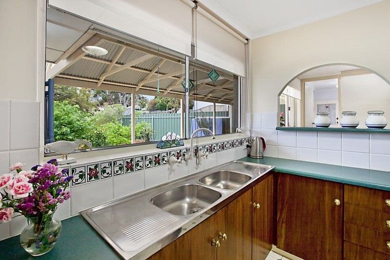 38 Wynn Vale Drive, GULFVIEW HEIGHTS SA 5096, Gulfview Heights - Thumbnail 4