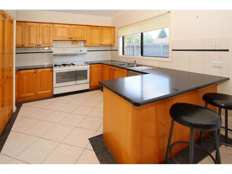 8 Blau Street, BUNDOORA VIC 3083, Bundoora - Thumbnail 4
