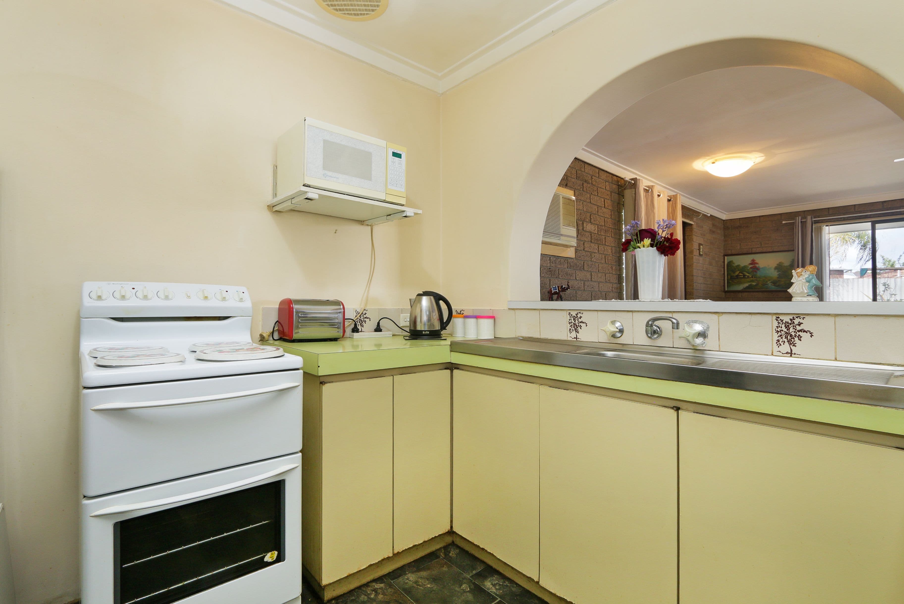 59 Ashburton Drive, Gosnells WA 6110, Gosnells - Thumbnail 8