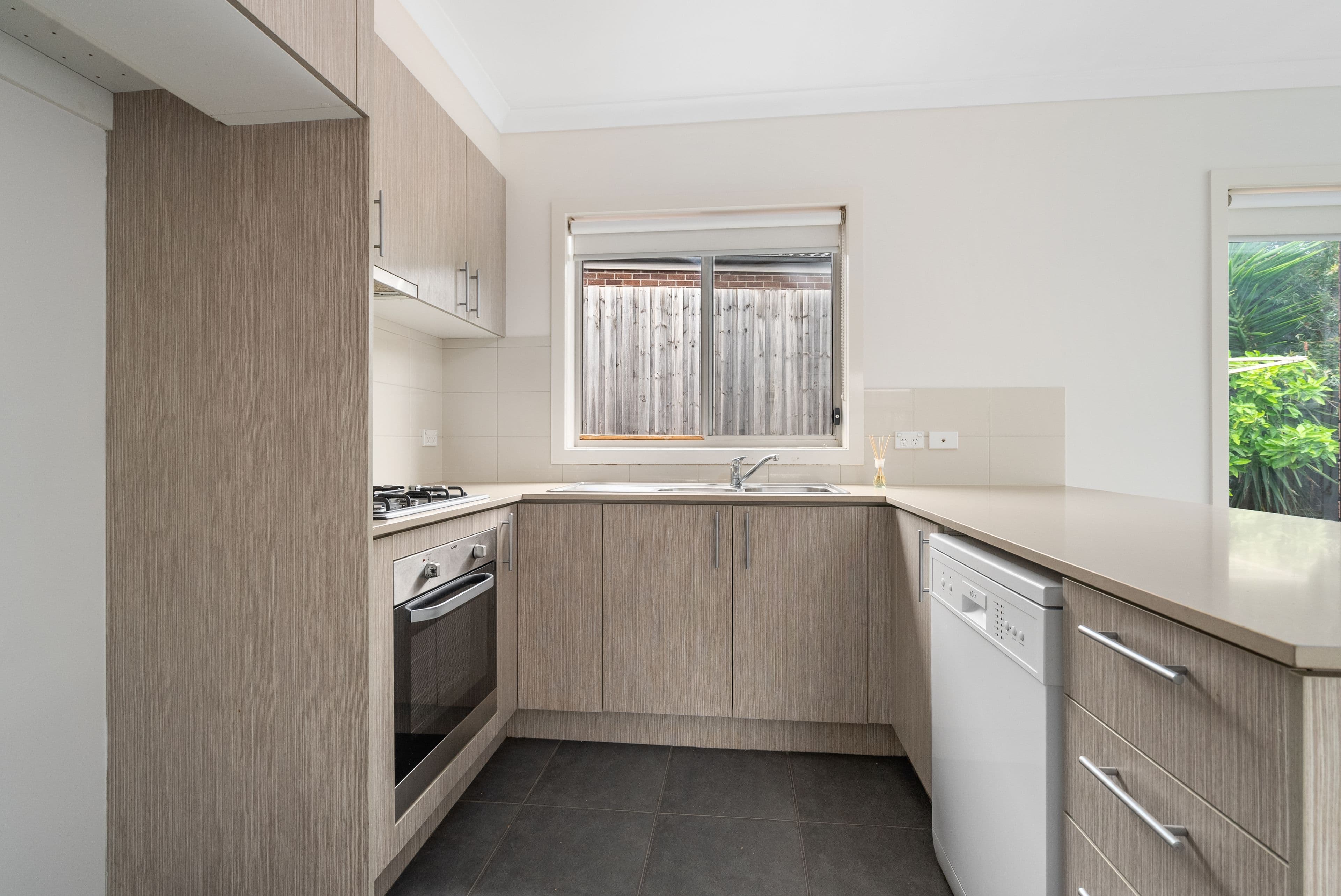 11-15 Silverdale Drive, Darley VIC 3340, Darley - Thumbnail 4
