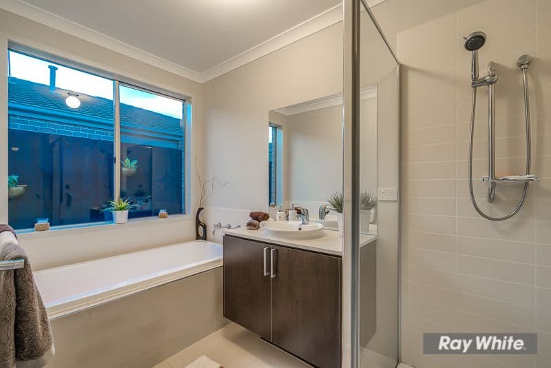 15 Layton Court, Truganina VIC 3029, Truganina - Thumbnail 5
