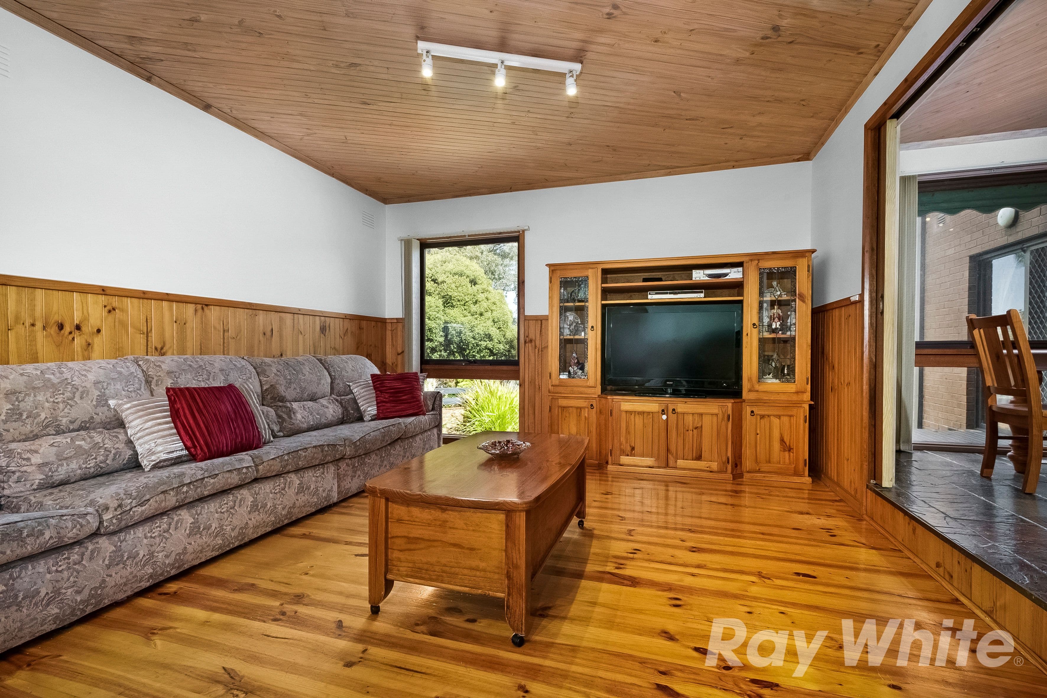 128 Whites Lane, Wheelers Hill VIC 3150, Wheelers Hill - Thumbnail 5