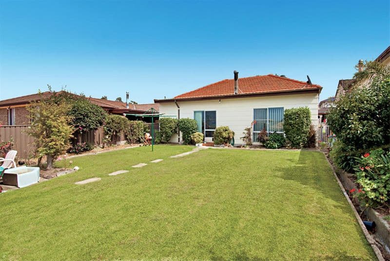 9 Hay Street, HELENSBURGH NSW 2508, Helensburgh - Thumbnail 2