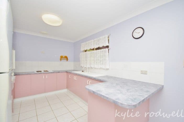 84 to 86 Tullamore Way, GLENEAGLE QLD 4285, Gleneagle - Thumbnail 2