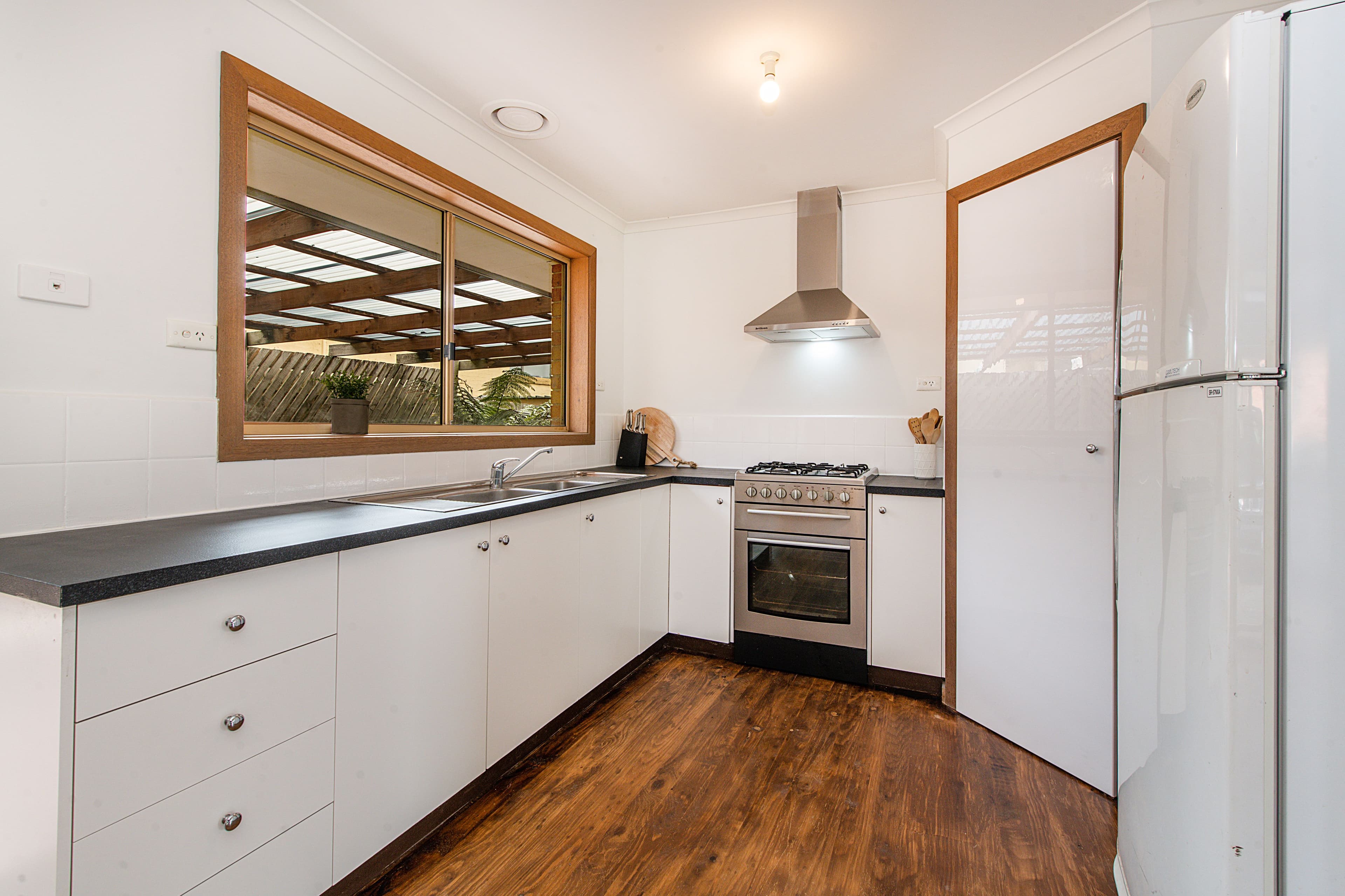 16 Blyde Street, Sinnamon Park QLD 4073, Sinnamon Park - Thumbnail 3