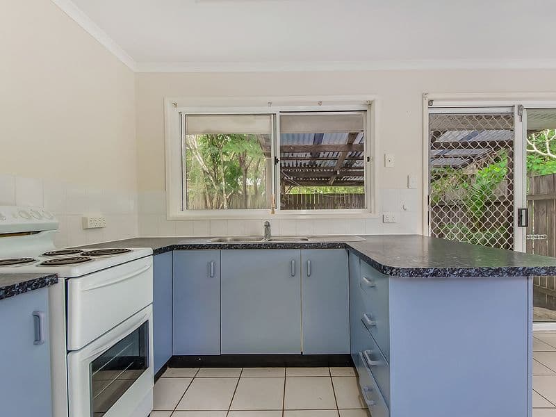 10 Pines Avenue, COOROIBAH QLD 4565, Cooroibah - Thumbnail 2