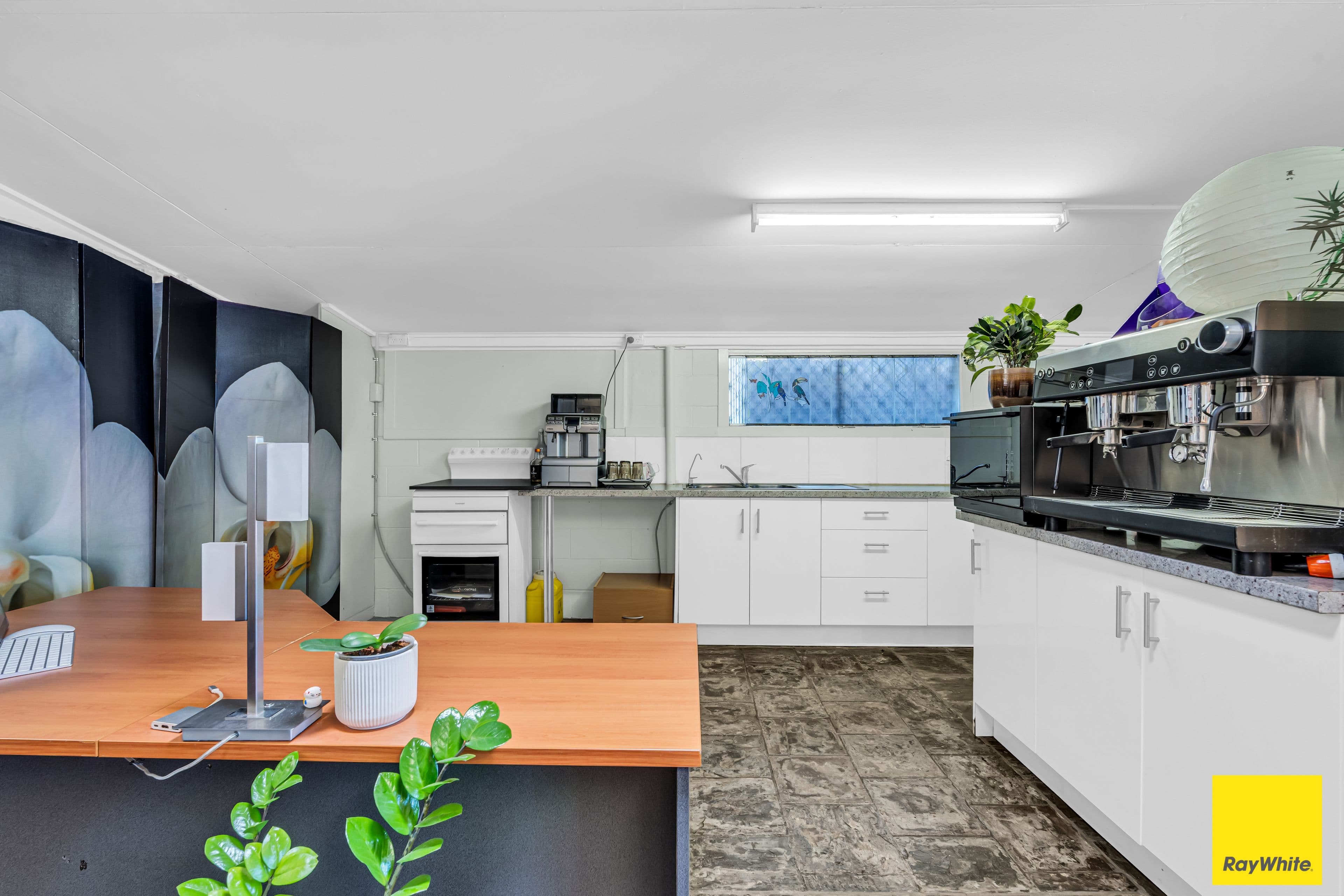 94 Scott Street, Bungalow QLD 4870, Bungalow - Thumbnail 5