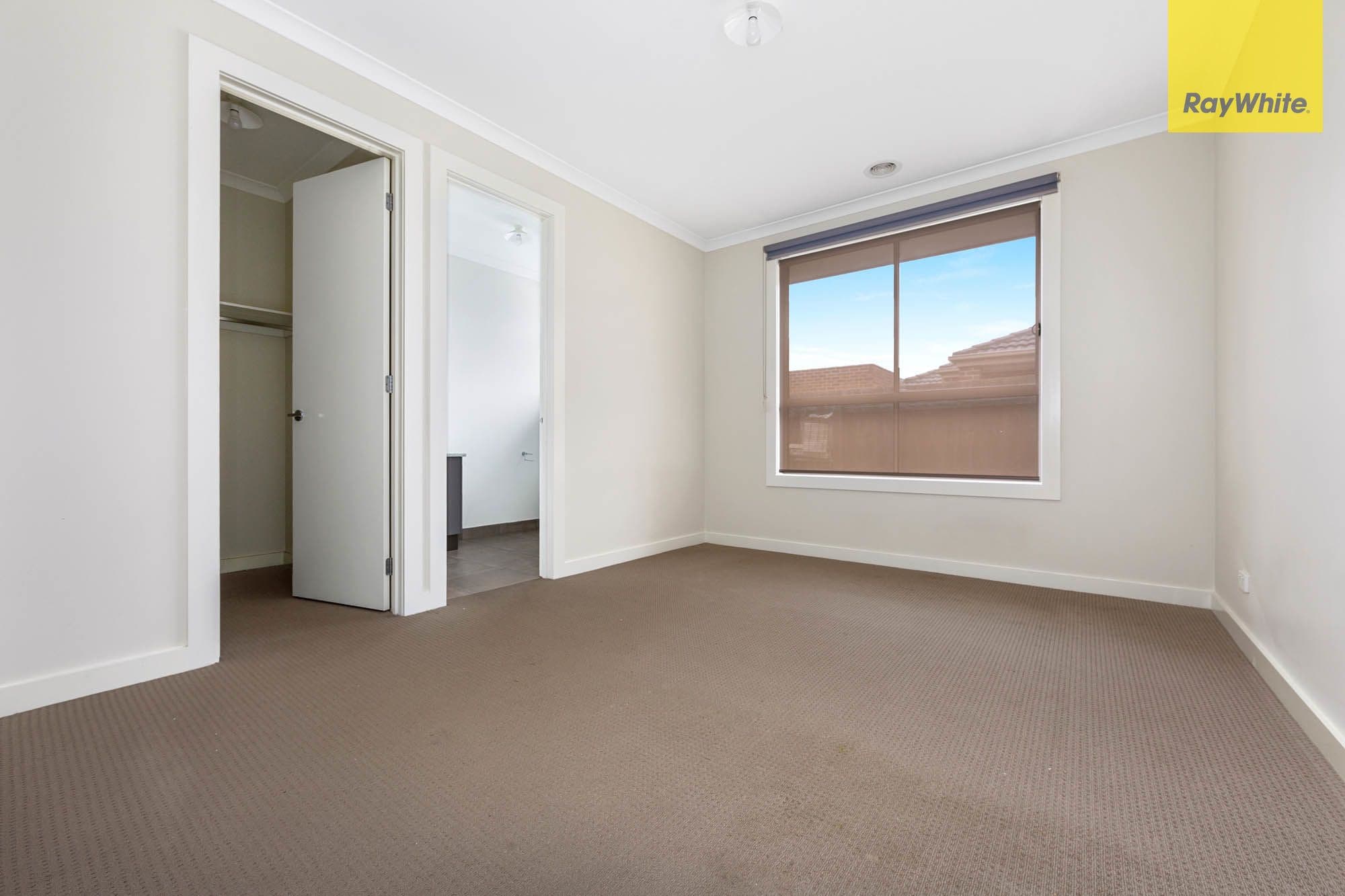 29 Leonard Avenue, St Albans VIC 3021, St Albans - Thumbnail 4
