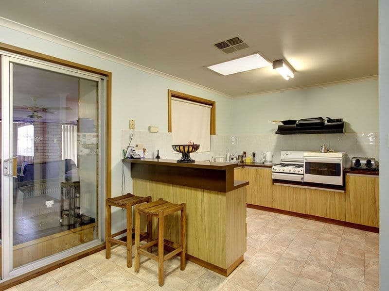 34 Domain Street, MOANA SA 5169, Moana - Thumbnail 3