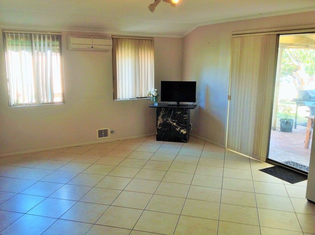 6 Ganfield Place, Australind WA 6233, Australind - Thumbnail 8
