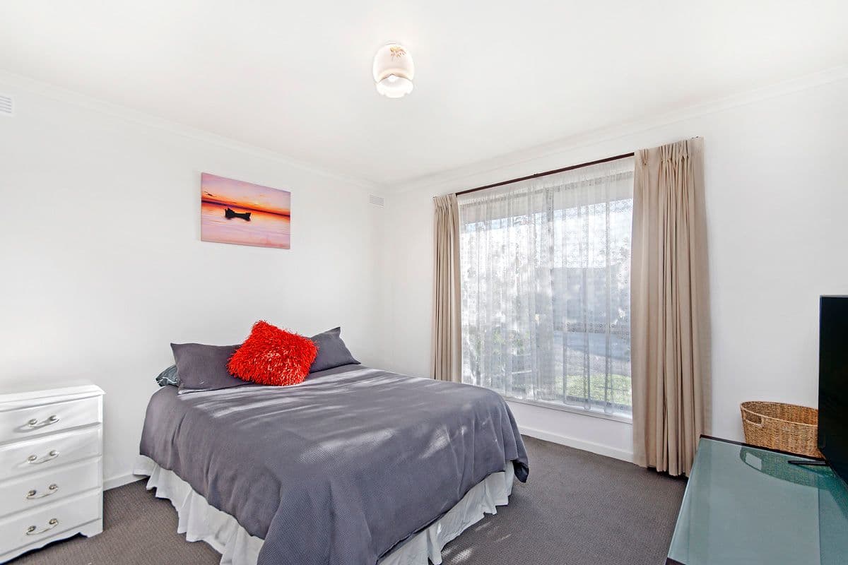 14 Panorama Avenue, Warrnambool VIC 3280, Warrnambool - Thumbnail 5