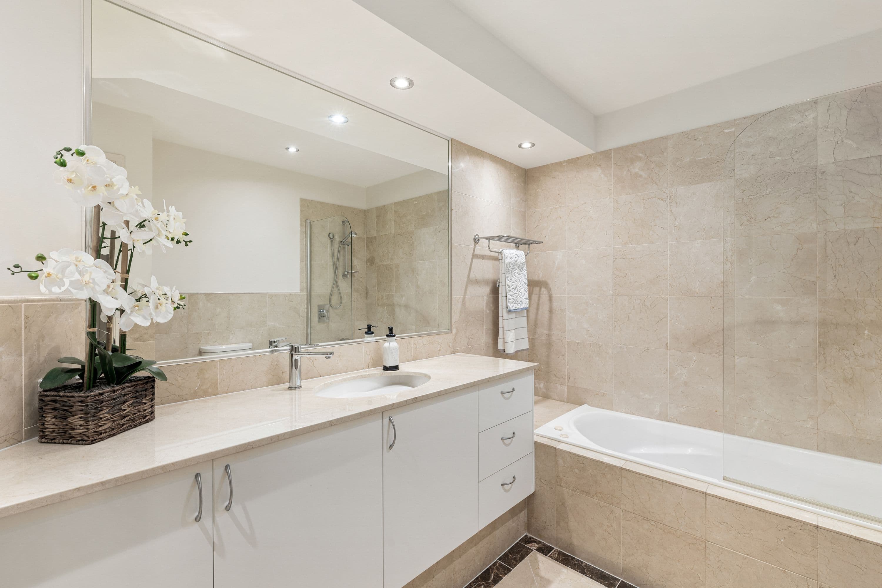 43 Victoria Street, Indooroopilly QLD 4068, Indooroopilly - Thumbnail 5