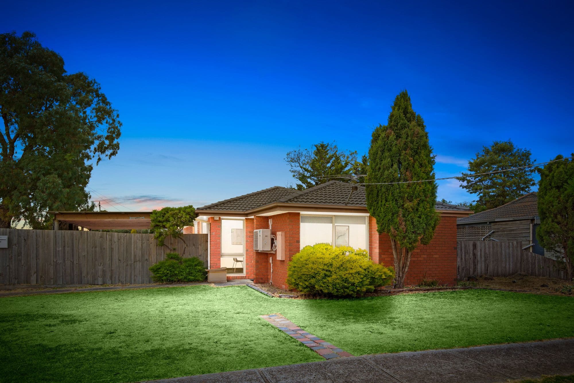 76 Silvereye Crescent, Werribee VIC 3030, Werribee - Thumbnail 2